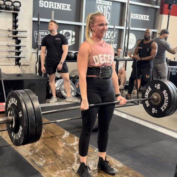 Kathryn Alexander deadlifts 255 at SummerStrong 16.